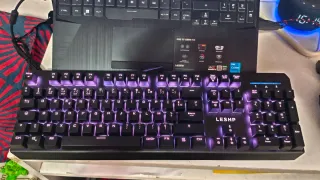 Teclado Mecánico Gamer LESHP RGB