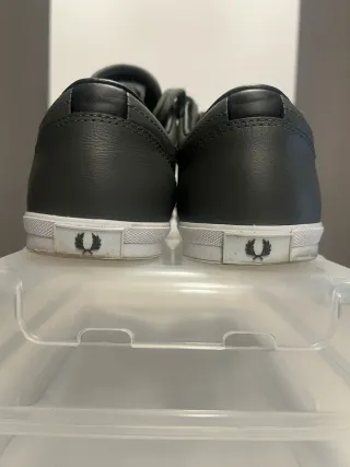 Zapatillas Fred Perry Grises