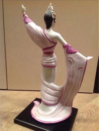 FIGURA ART DÊCO DE Vittorio Sabadin. Capodimonte