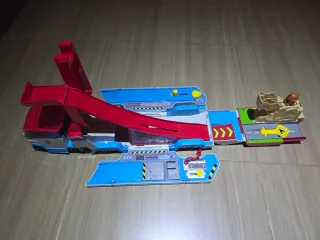 Camión Patrulla Canina