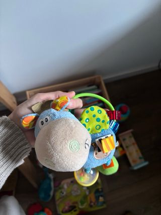 Lote Juguetes Bebé Madera, libros y Peluches