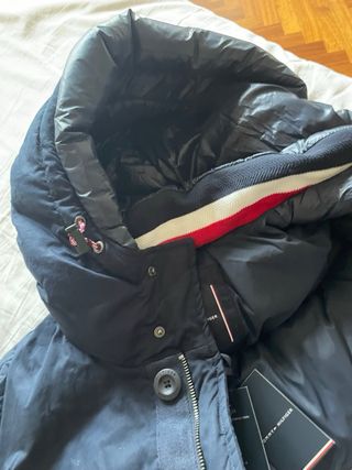 Chaqueta Tommy Hilfiger Azul Marino y Rojo