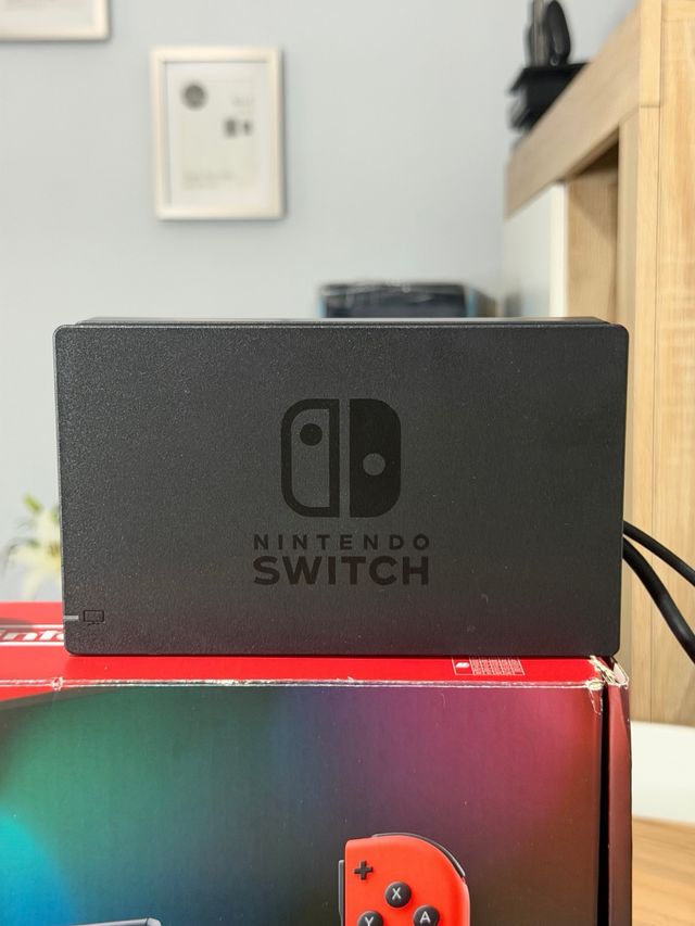 Nintendo Switch V2 (Batería Mejorada) + Caja
