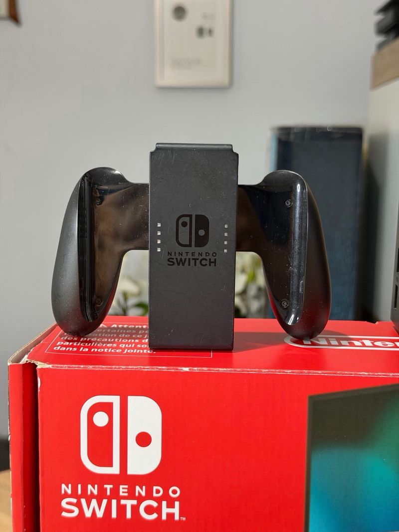 Nintendo Switch V2 (Batería Mejorada) + Caja afbeelding 9
