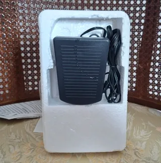 Máquina de coser Genius con doble hebra