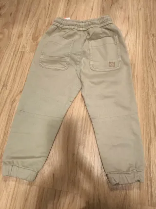Pantalón niño 3 años nuevo