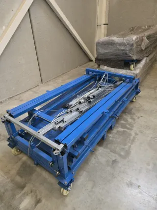 Andamio eléctrico con mando