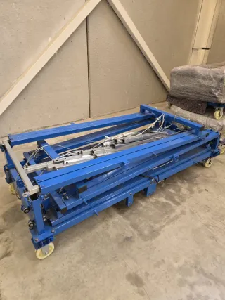 Andamio eléctrico con mando