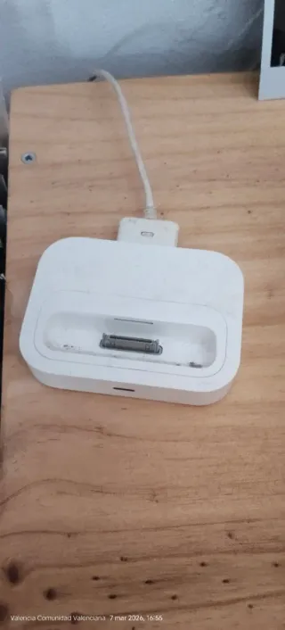 iPod 120 GB con base