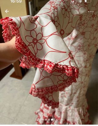 Traje Flamenca Volantes Flores
