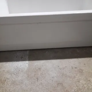 Fregadero antiguo de porcelana con sello