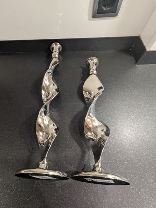 Set 2 Candelabros Espiral Aluminio