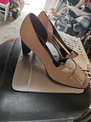 Zapatos Balenciaga París Beige