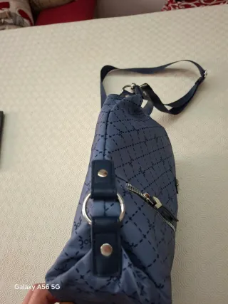 Borsa Carpisa blu con fantasia