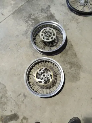 Llantas Supermotard Yamaha YZ 85