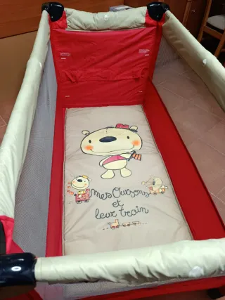 Cuna parque de viaje JANE con colchón.PLEGABLE