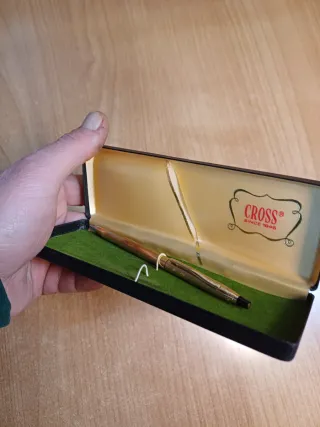 Bolígrafo Cross en estuche