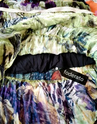 Abito verde e multicolor