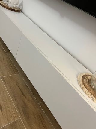 Mesa,4 Sillas Comedor mueble TV y mesa baja