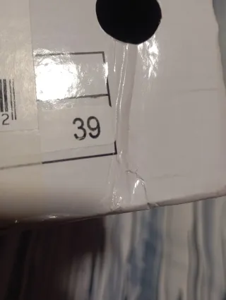 Zapatos burdeos con cuña