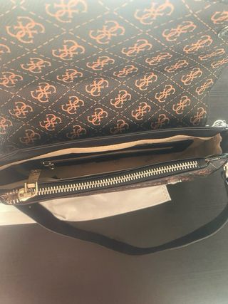 Borsa Guess Monogram Marrone e Nera