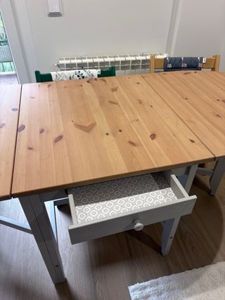 Urge! Mesa extensible IKEA madera maciza