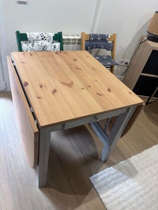 Urge! Mesa extensible IKEA madera maciza