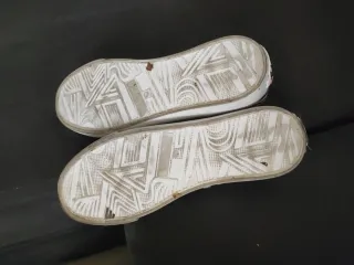 Bambas Hello Kitty Adulto Cebra