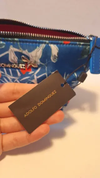 Neceser Adolfo Domínguez Azul Flores
