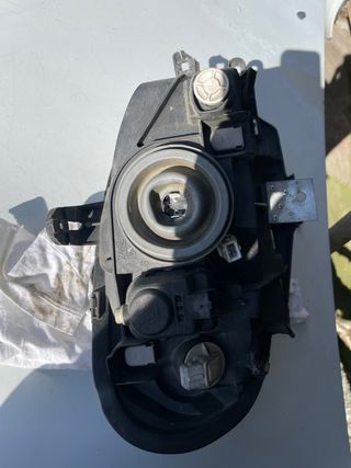 Faro Izquierdo Saxo Fase 2