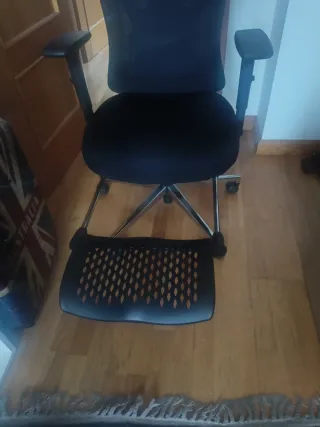 Silla ergonómica oficina MUY POCO USO
