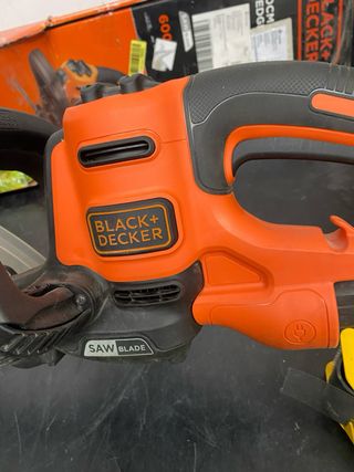 Cortasetos Eléctrico Black+Decker