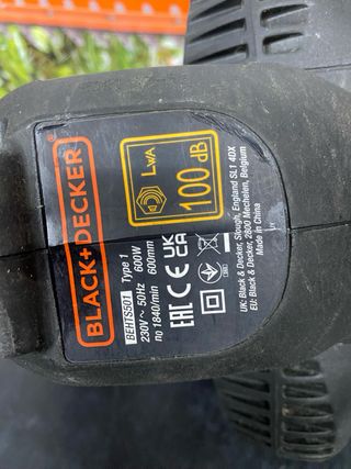 Cortasetos Eléctrico Black+Decker