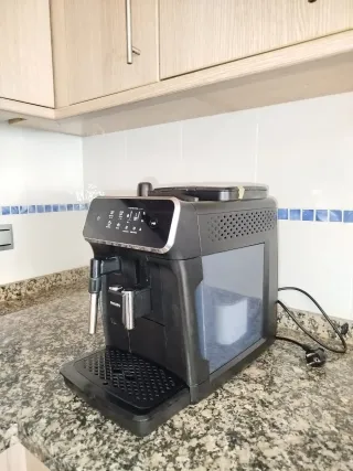Cafetera Philips Serie 2200 Expreso Automática