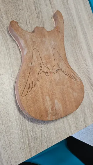 Cuerpo Bajo Rickenbacker Sapelly Natural