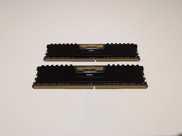 RAM Corsair Vengeance LPX 16 GB DDR4 3000 MHz