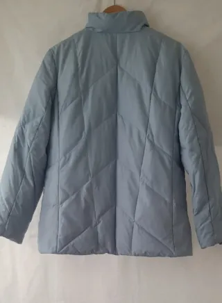 Chaqueta azul acolchada