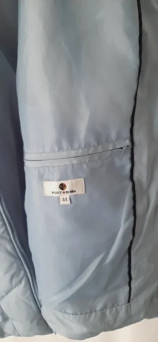 Chaqueta azul acolchada