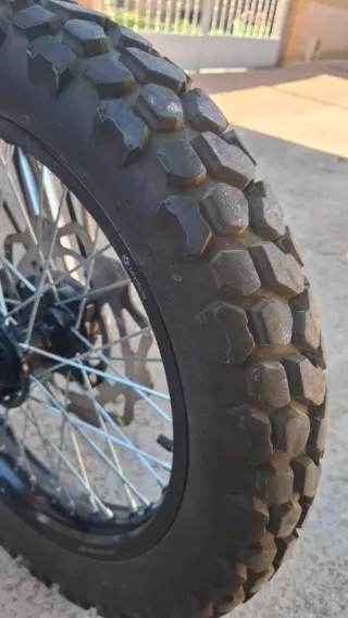 Leonart Tracker 125cc 2022 Amarilla