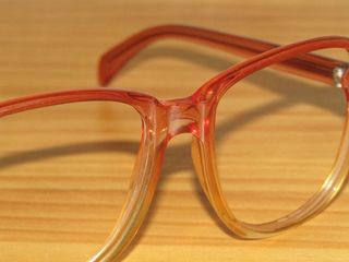 ANTIGUA MONTURA GAFAS AMOR. VINTAGE. RETRO.