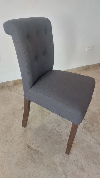 Sillas tapizadas lino gris y patas madera