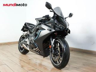 HONDA CBR 650 R