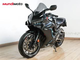 HONDA CBR 650 R