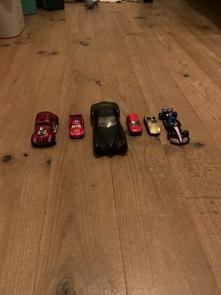 Lote di 6 giocattoli di auto