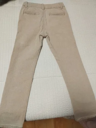 Pantalón niño beige