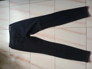 Pantalones vaqueros mujer negros