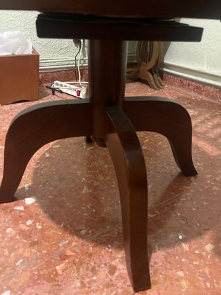 Silla de escritorio antigua de madera