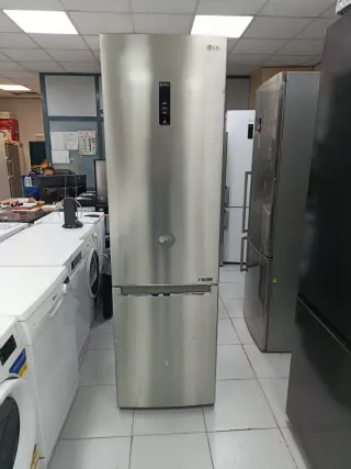 Nevera LG plateada 2,m combi con garantía