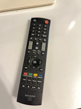 Monitor TV Sharp Negro