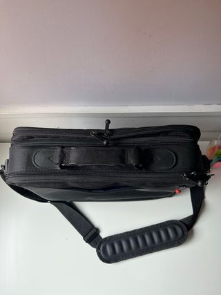 Bolsa Maletín Portátil Negra